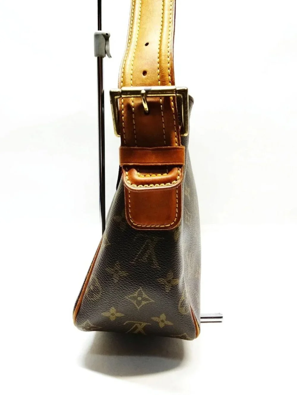 Authentic Louis Vuitton Viva Cite GM Monogram Canvas Shoulder Bag